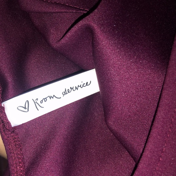 M BOUTIQUE BODYCON WRAP FROMT MIDI DRESS - Picture 5 of 5